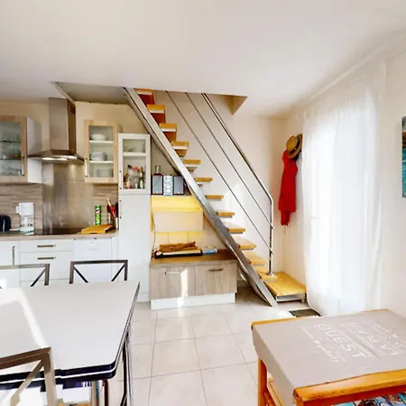 Apartment The Blue 300 M From The Sea *