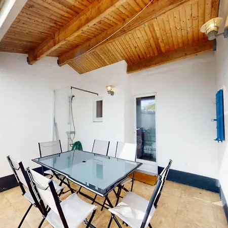 Apartment The Blue 300 M From The Sea *